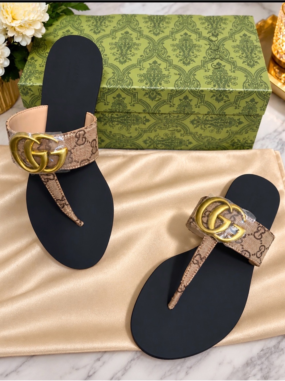 Gucci Brown GG Supreme Thong Sandals with Gold Double G